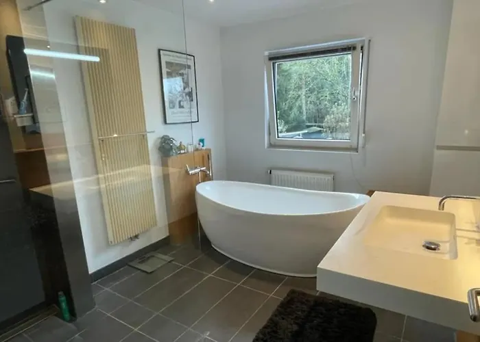 House With Swimming Pool Near Maastricht Villa Bunde