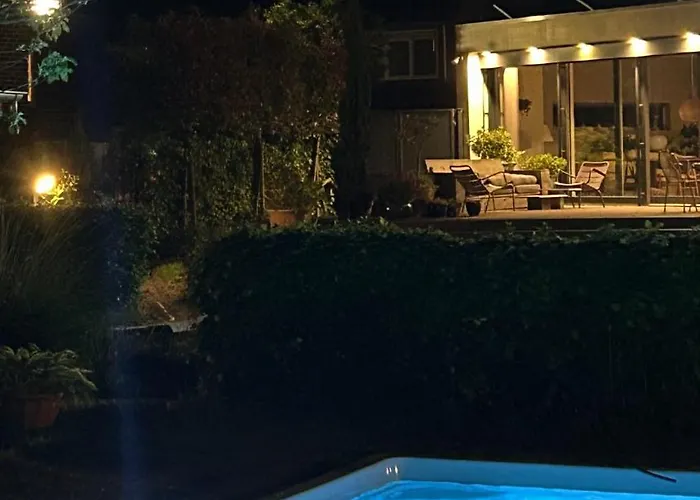 House With Swimming Pool Near Maastricht