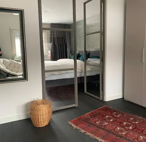 House With Swimming Pool Near Maastricht * Bunde